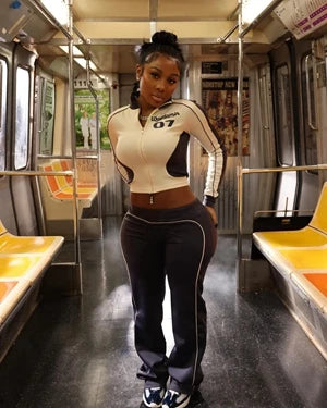 STYLISH  Set Women Long Sleeve Crop Top and Skinny Pant Suits